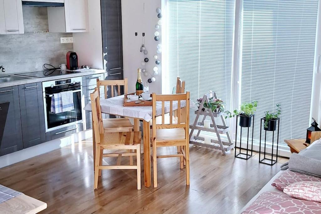 Apartman H&H Na Vysocine Stritez  ภายนอก รูปภาพ